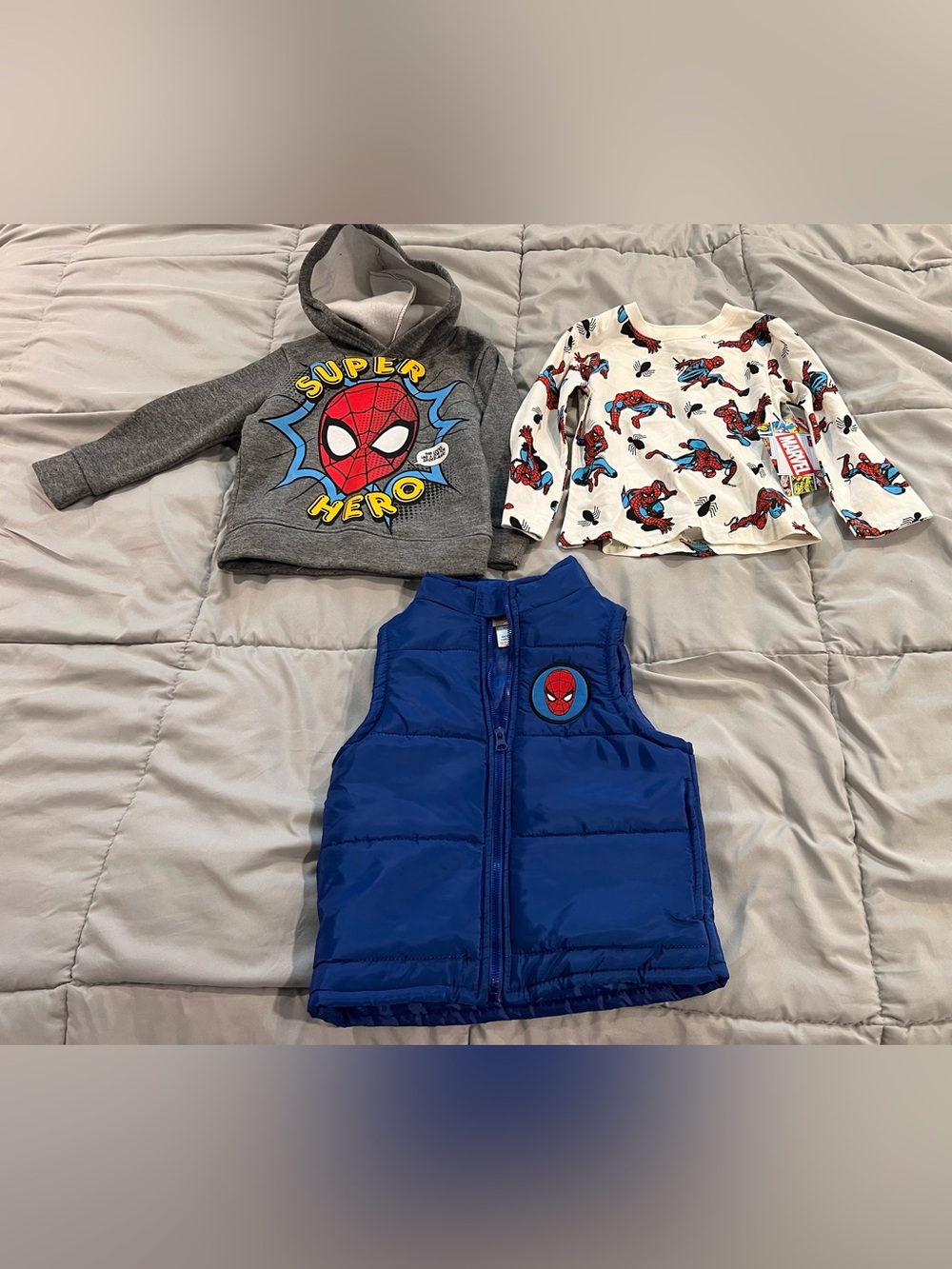 Marvel Boy's Gray Spider-Man Hoodie with Blue Puffer Vest and SpiderMan Shirt 3T - Picture 4 of 9